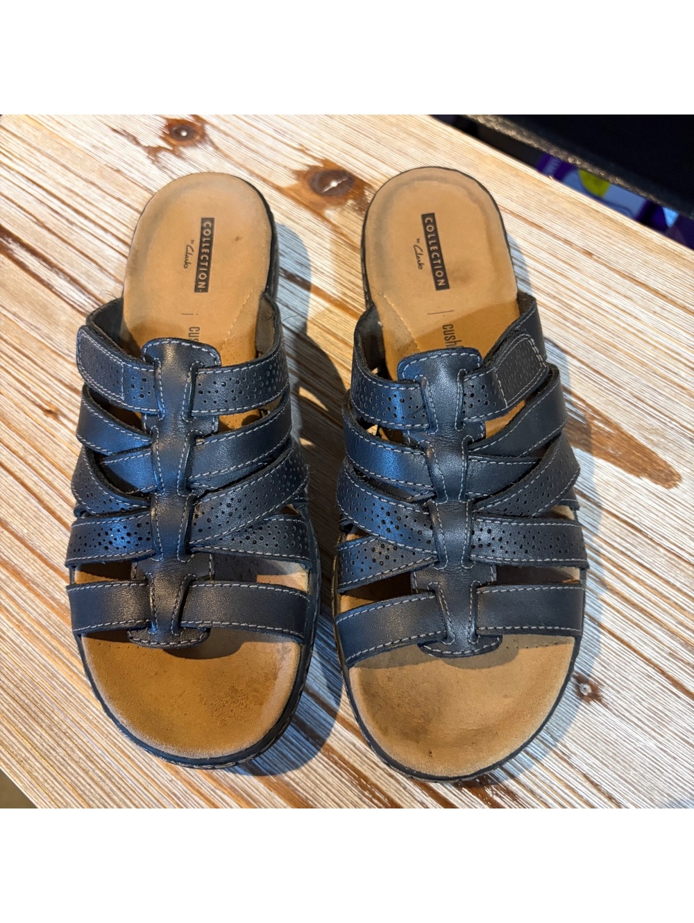 Clarks Collection Women's Black Leather Slide Sandals Size 9